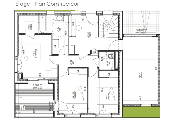 Plan constructeur de l’étage du projet Villa K, présentant la disposition d’origine des chambres, du bureau et de la salle de bain avant optimisation.