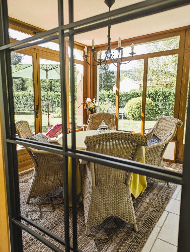 Table de consultation architecte d'intérieur Grenoble - Bulle Intérieure